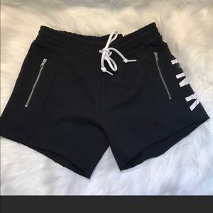 Pink VS boyfriend shorts black NEW